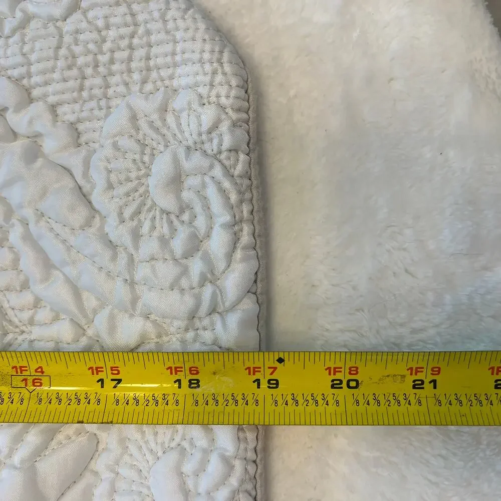 Nicole Miller Home Artelier‎ Cream Pillow Shams Standard 2 Piece Set Quilted
